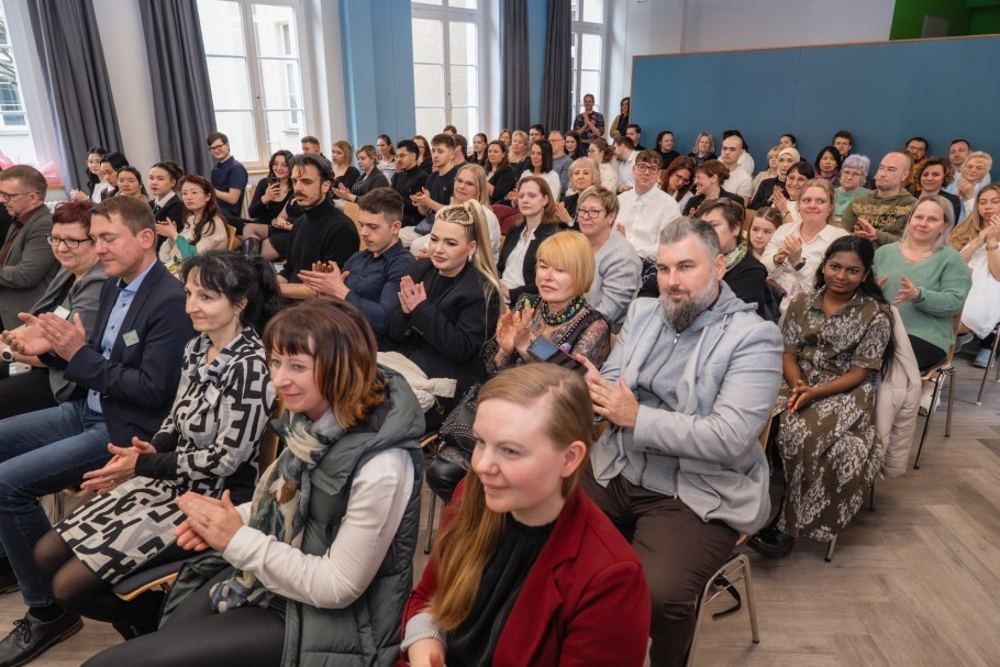 Absolventen Akademie Maerz 2026 3